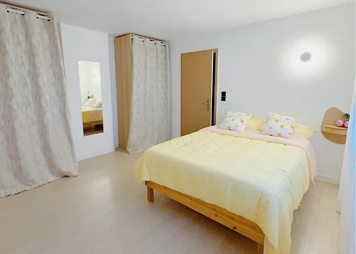 Chez Maya - Triplex Cosy Proche Gare Lejlighed